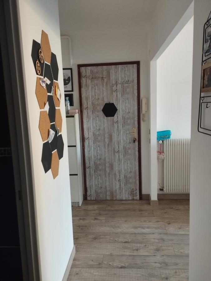 Charmant Appartement 3 Pieces Mandelieu Exterior foto